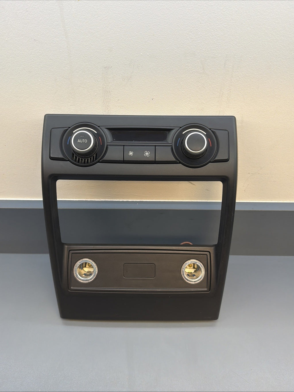 BMW 2007-2014 E70 E71 X5 X6 REAR AC HEAT CLIMATE CONTROL SWITCH PANEL 9215514