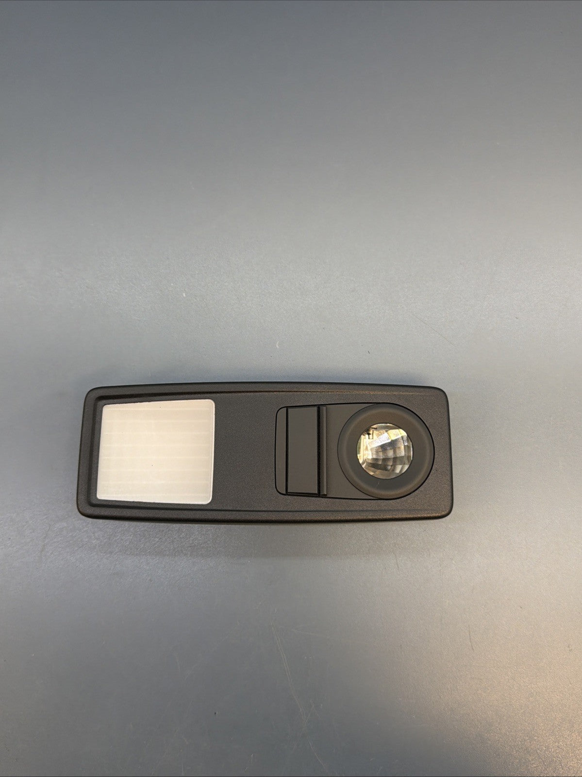 2012 -2015 BMW X1 RIGHT REAR READING LIGHT LAMP OEM 9202920