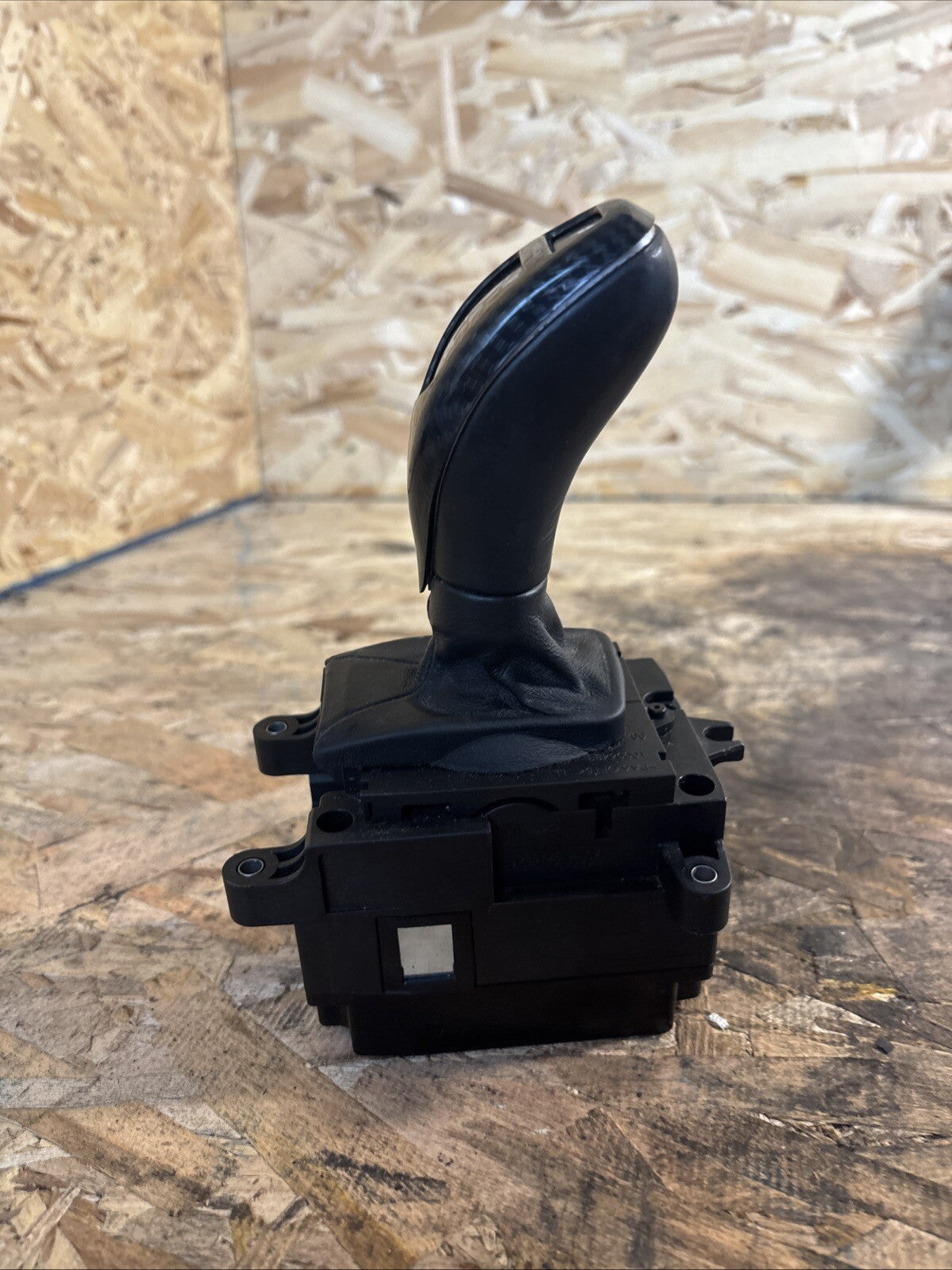 2011-2017 BMW 5 / 6 Series Automatic Floor Shifter Assembly 9251190-01 OEM