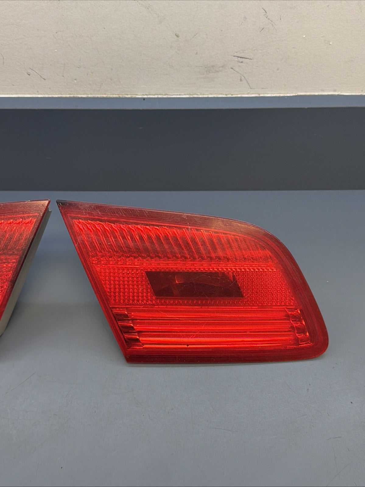 07-10 BMW E92 Coupe Pre Lci Left Inner & Right Inner Tail Lights 7162300 7162299