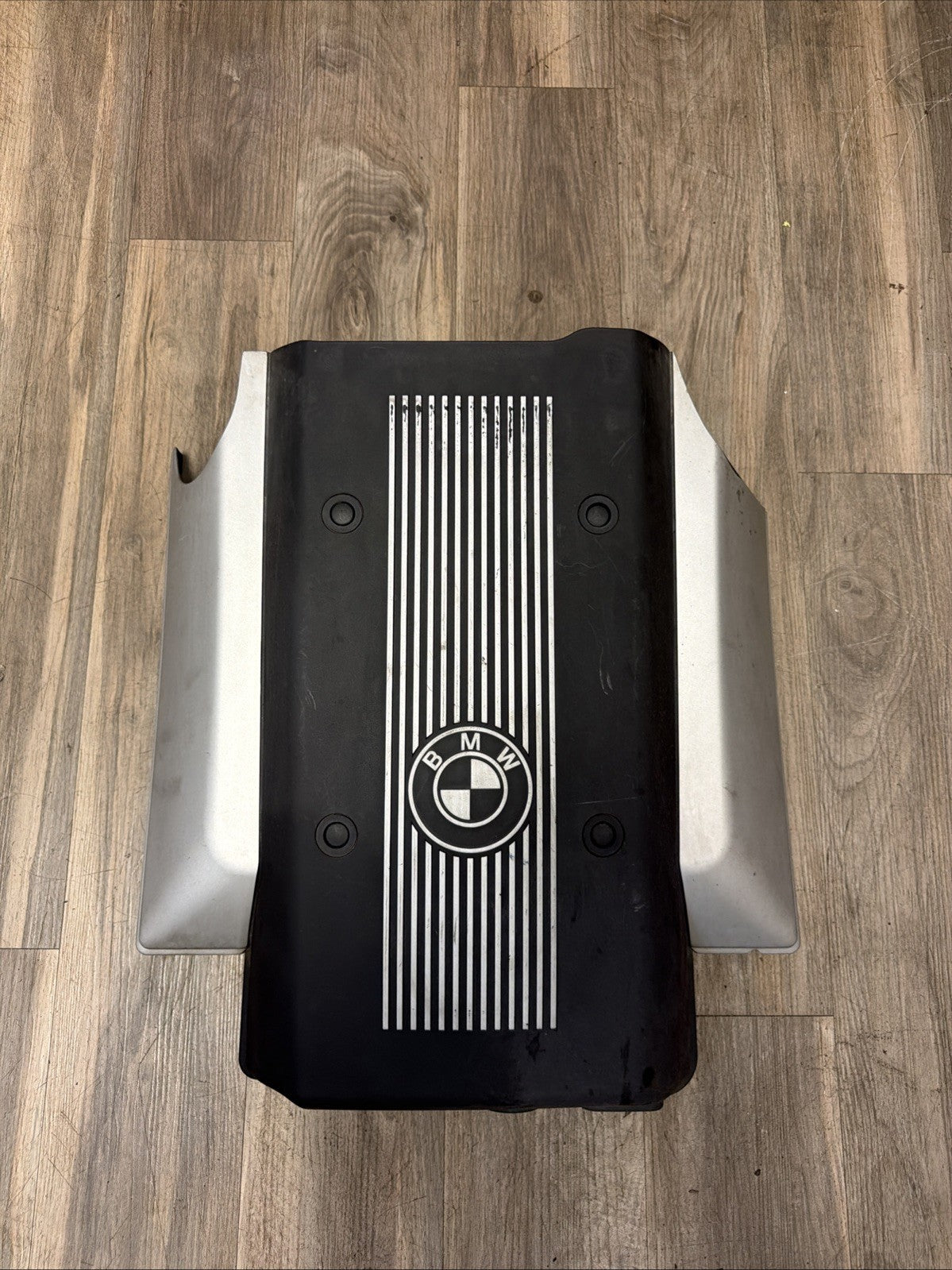1997-1998 Bmw 540I Engine Cover Top Plastic Shield Oem 4.4L 11611435012