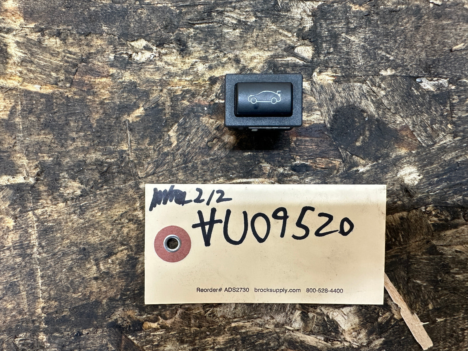 BMW 03-19 1/2/3/4/5/6/7 SERIES i3 X1 X3 Z4 TRUNK UNLOCKING SWITCH OEM 9200316