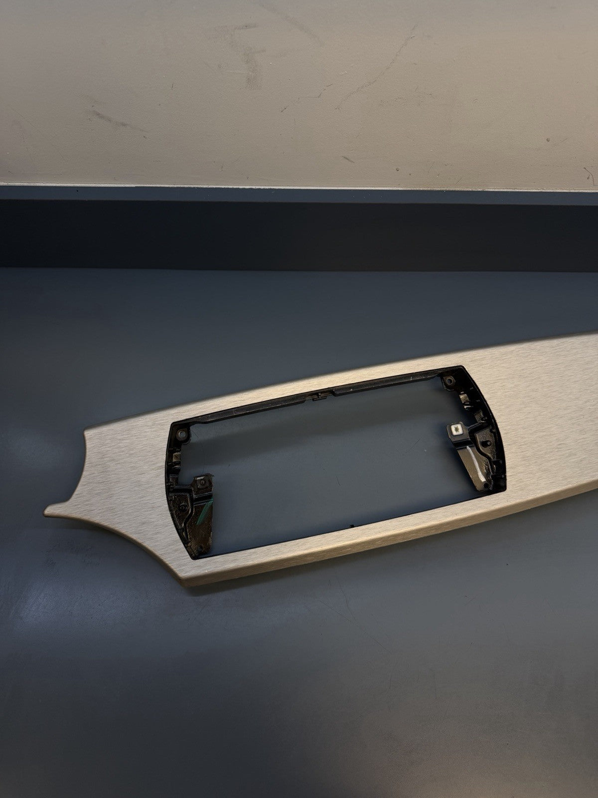 2003-2008 BMW Z4 E85 E86 Right Passenger Side Center Dash Trim Panel 7043968 OEM