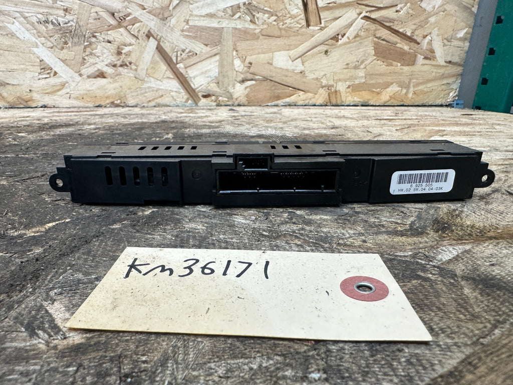 BMW 97-06 E46 3 SERIES CENTER CONSOLE DTC HEATED SEAT CONTROL PANEL OEM 6925505