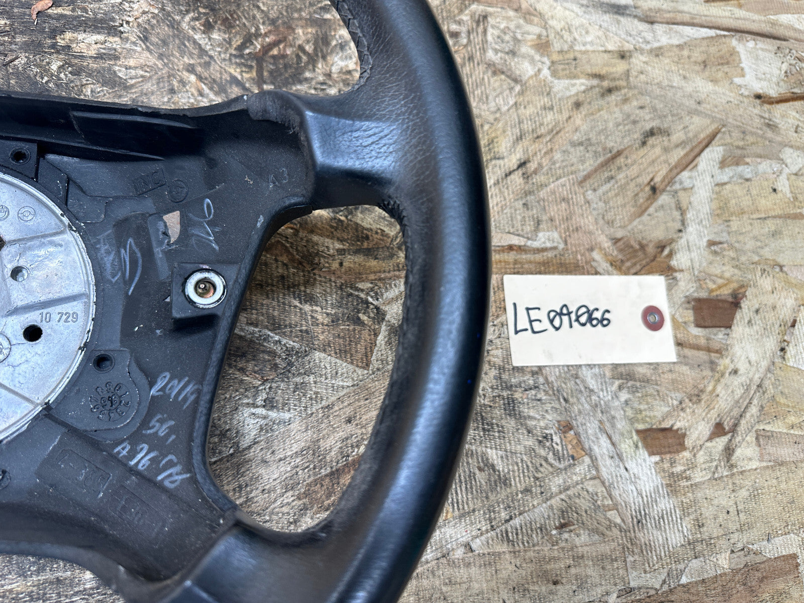 BMW 94-02 E36 E36/7 3 SERIES Z3 323i BLACK LEATHER STEERING WHEEL OEM 4385E361