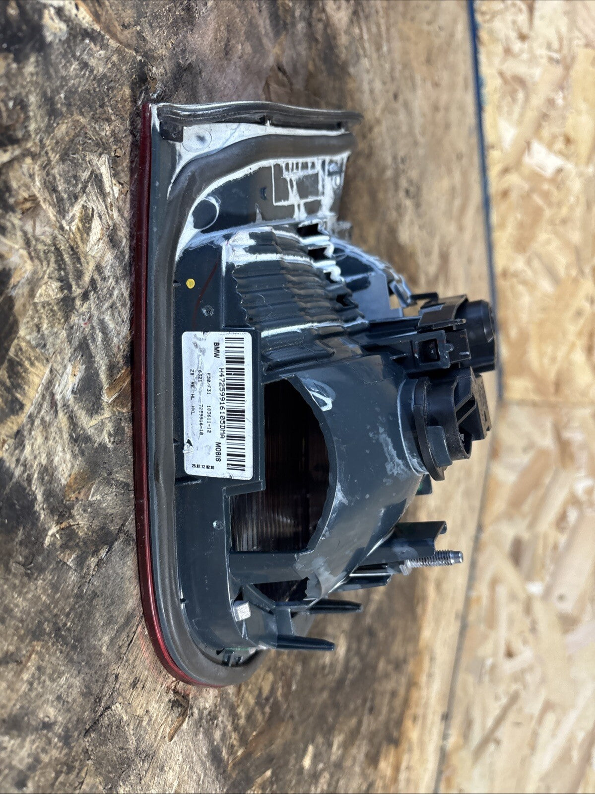 2012 2013 2014 2015 BMW 335i 328i F30 Right Passenger Inner Tail Light 7259916