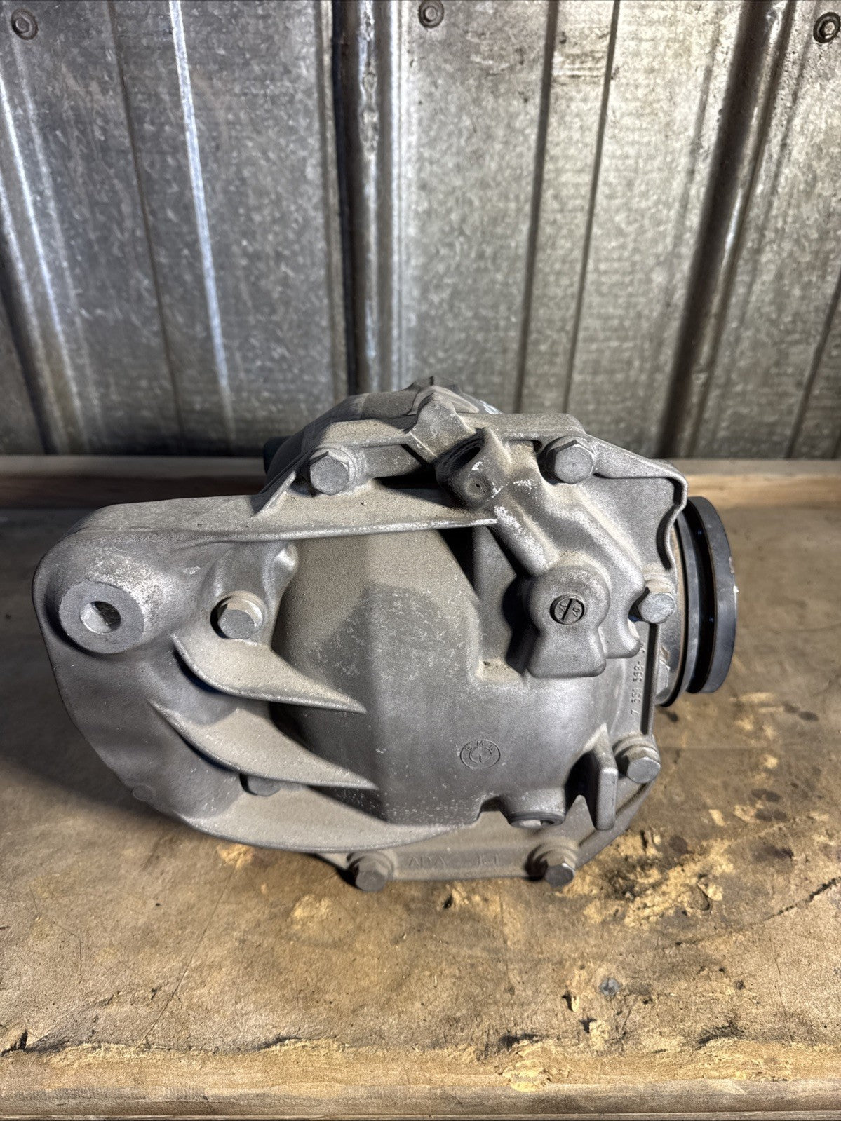 BMW REAR DIFFERENTIAL E60 SERIES 550i AUTOMATIC FINAL DRIVE 3.38 7555727