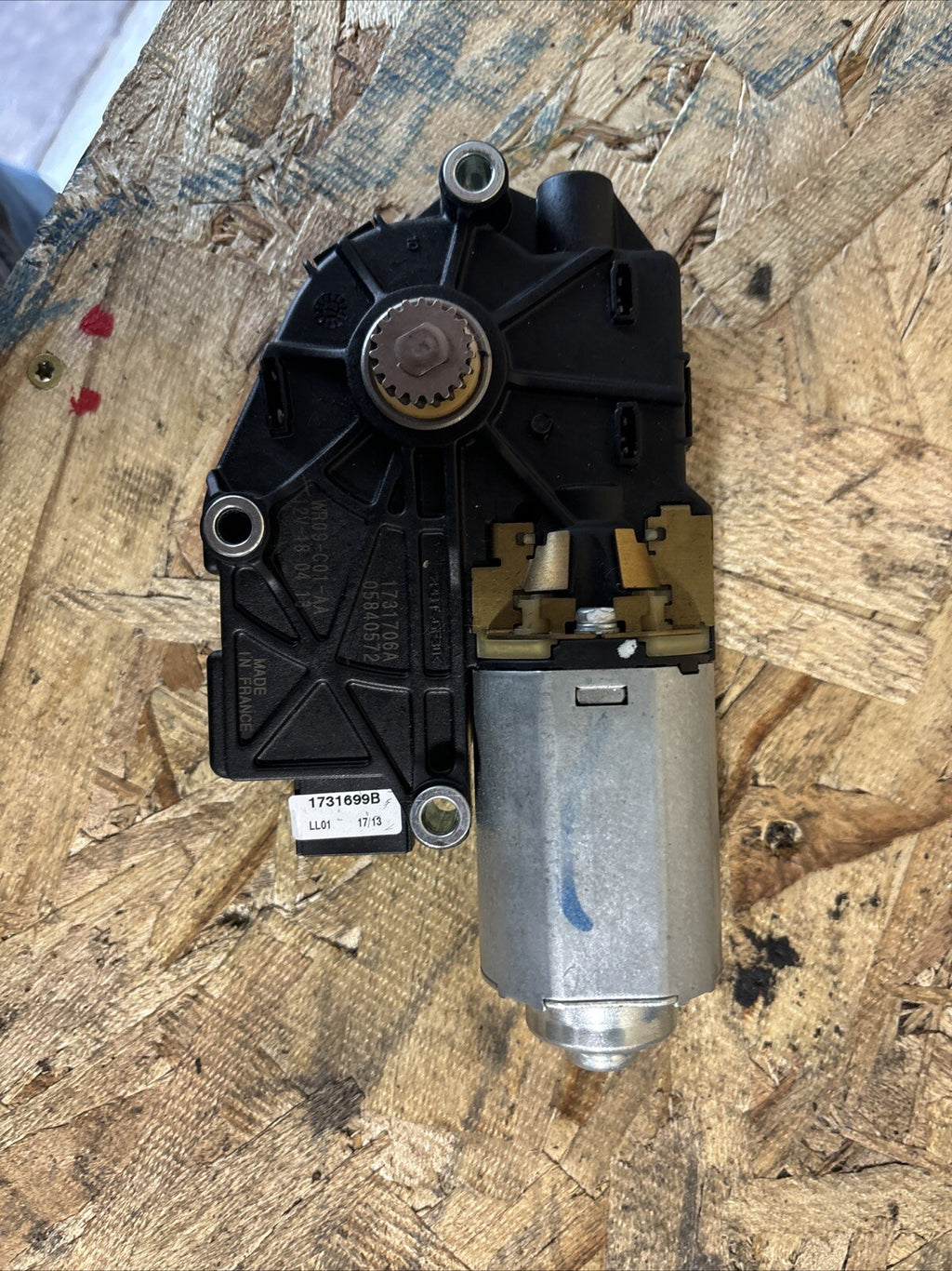 12-18 BMW F30 3-SERIES SUNROOF MOTOR DRIVE UNIT 7316536 OEM