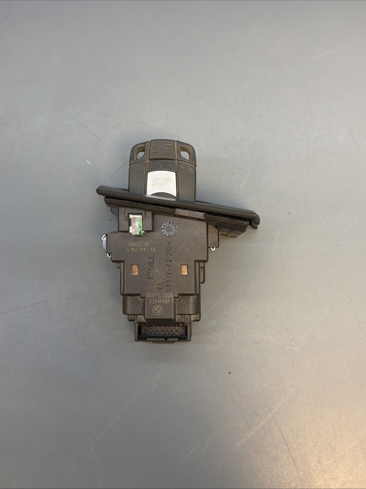 BMW E90 E93 328i ECU N52 3.0 Engine Computer Ignition Module Key MSV80.0 7624048