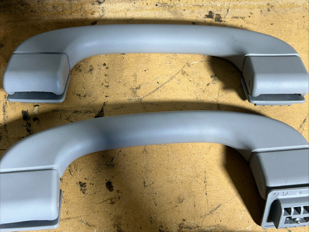 BMW 03-10 E60 5 SERIES LIGHT GRAY GRAB HANDLE SET 4 PC 9143529+9143516+9143530