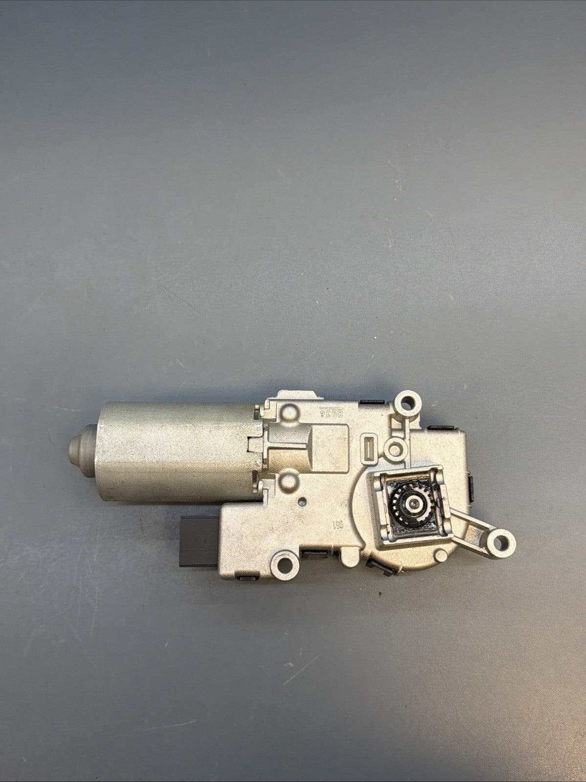 2007-2013 BMW E70 X5 Sunroof Motor Drive Unit OEM 6922652