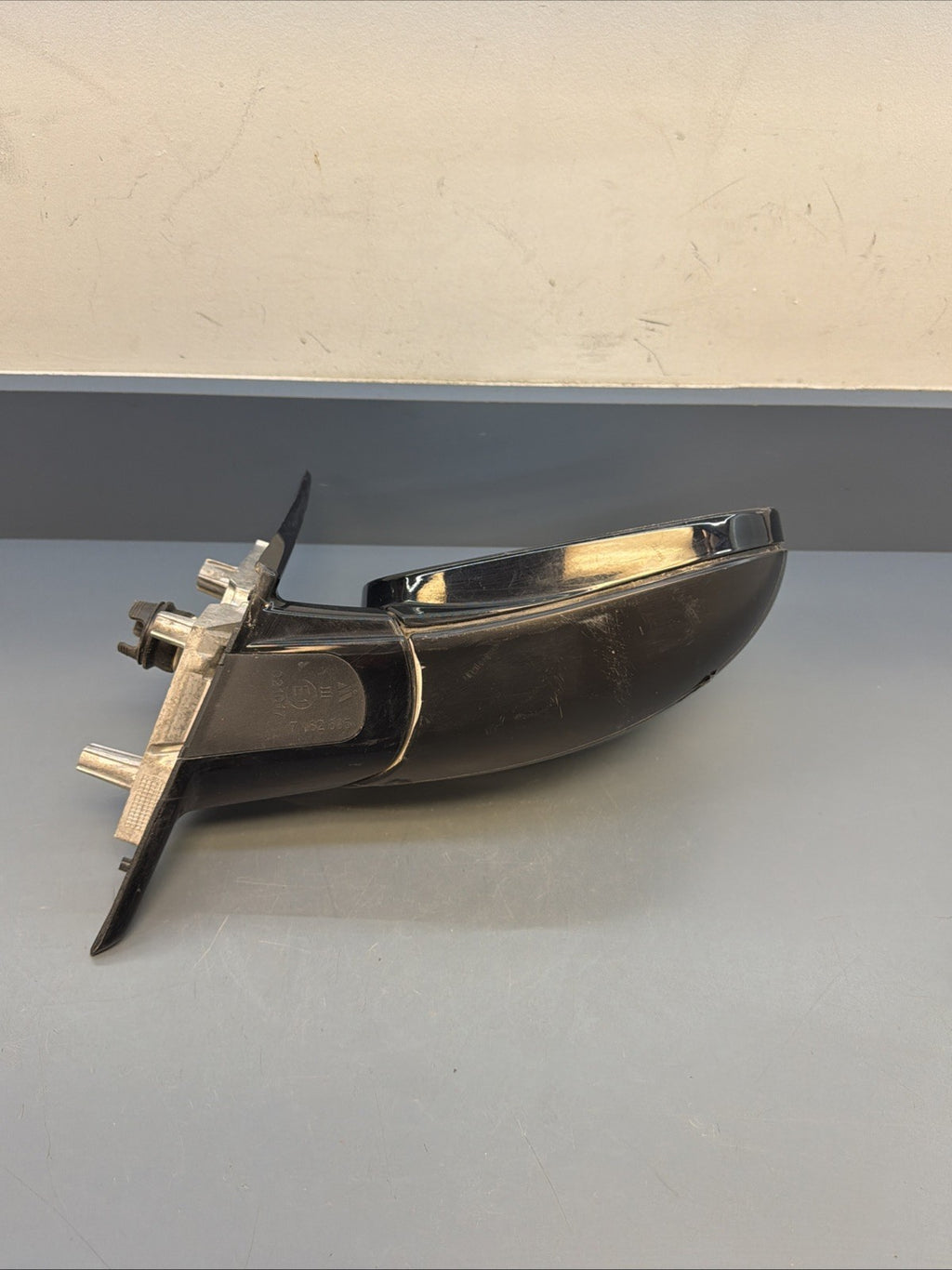 09-11 BMW E90 328i 335d Front Right Passanger Side Mirror Assembly 7182695 OEM
