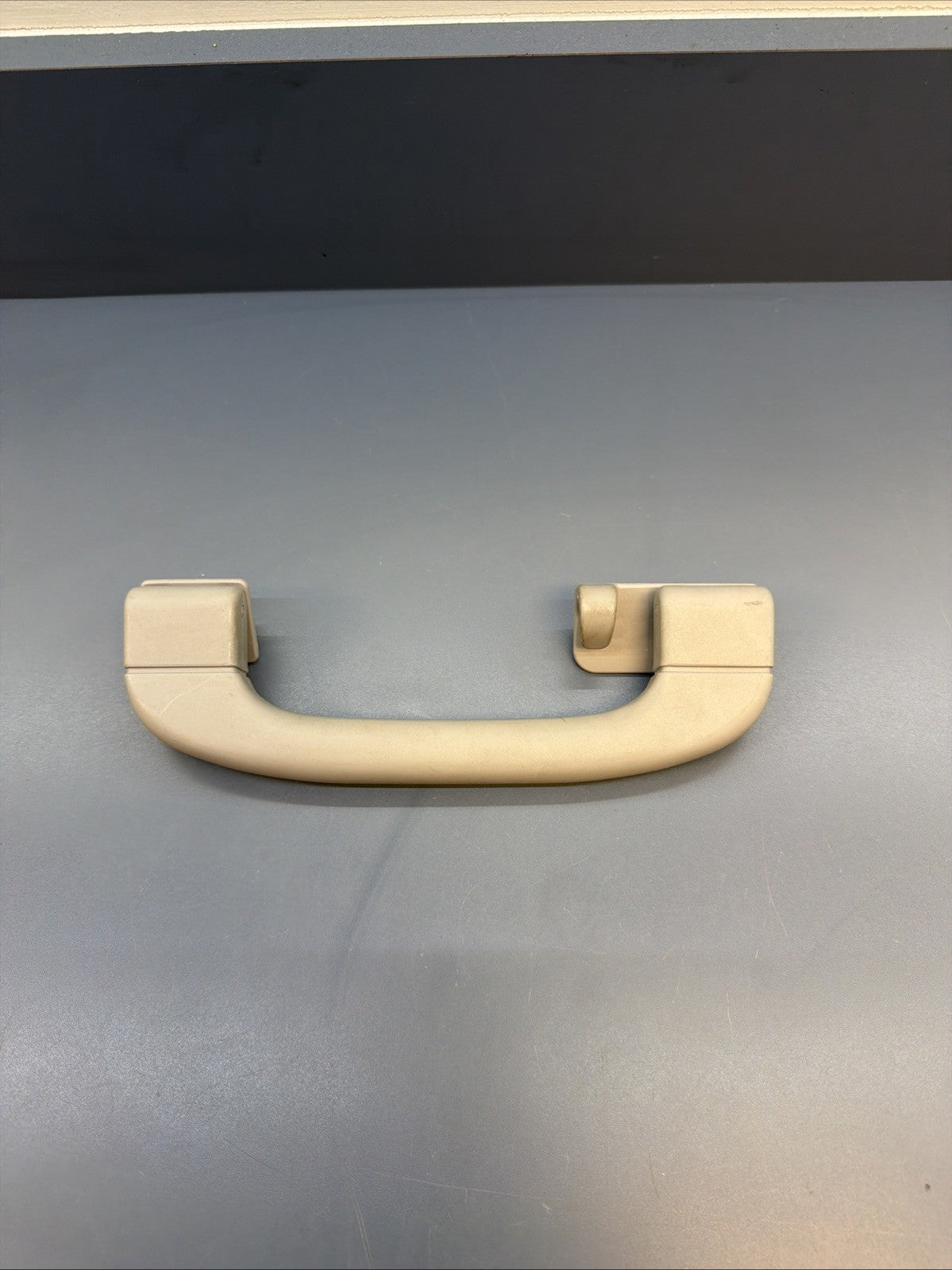 07-13 BMW E70 X5 Rear Right Passanger Side Grab Handle Arm Gray 6977696 OEM