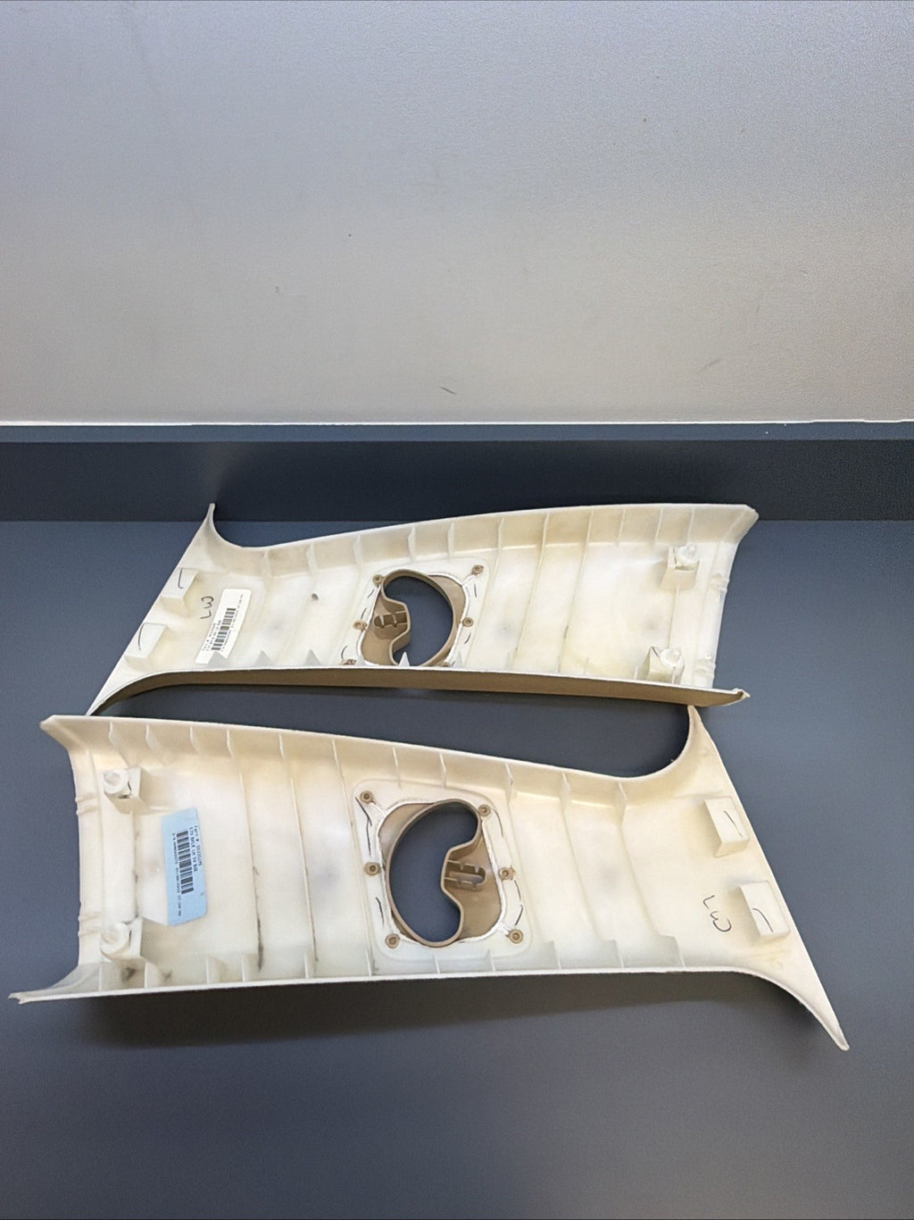 07-13 BMW E70 X5 Right & Left Side Trim Upper B Pillar TAN OEM 7129751
