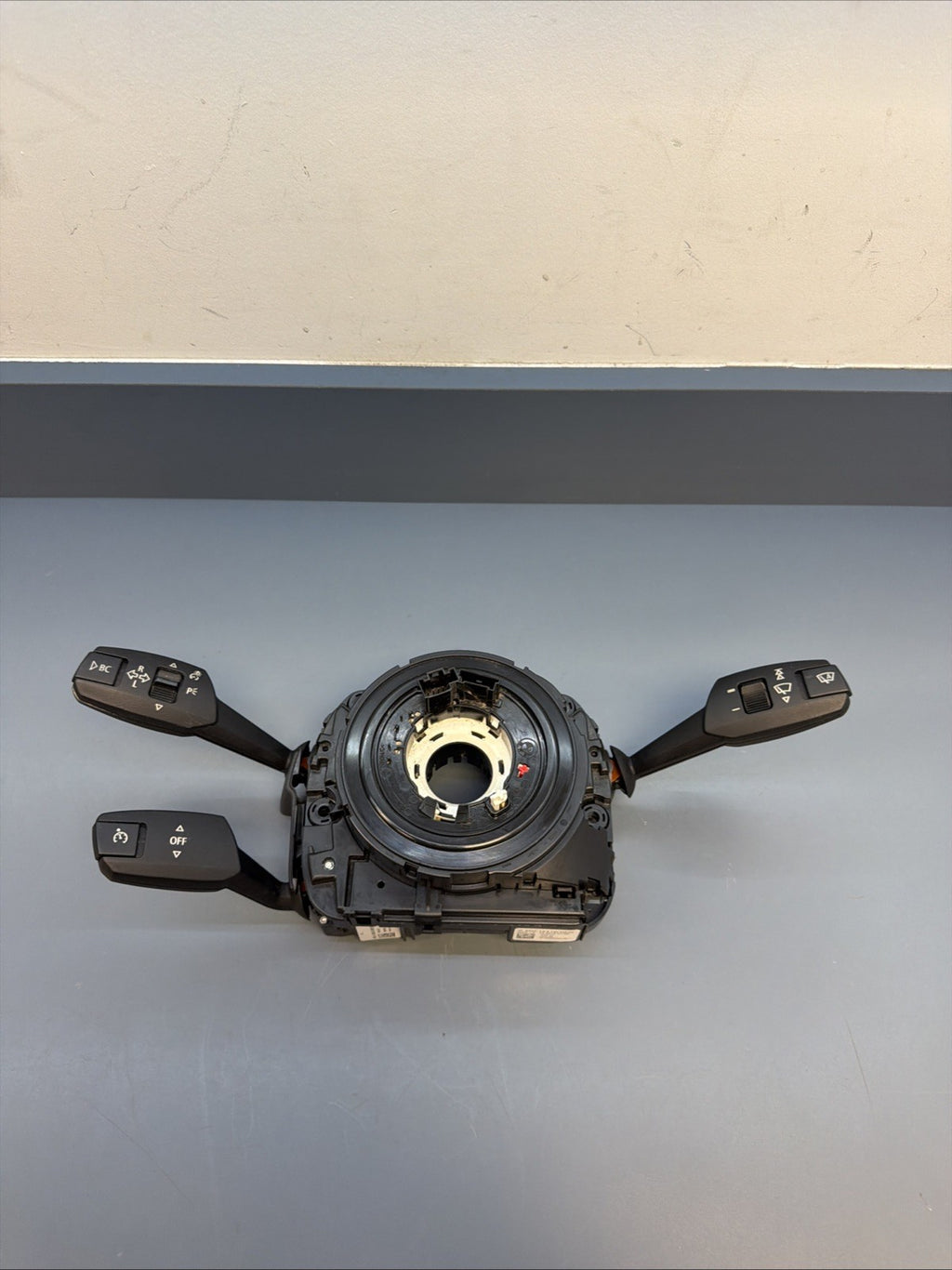 07-13 BMW 328i 330i 335i E90 E92 E93 Steering Controls Clockspring Combo 9123049