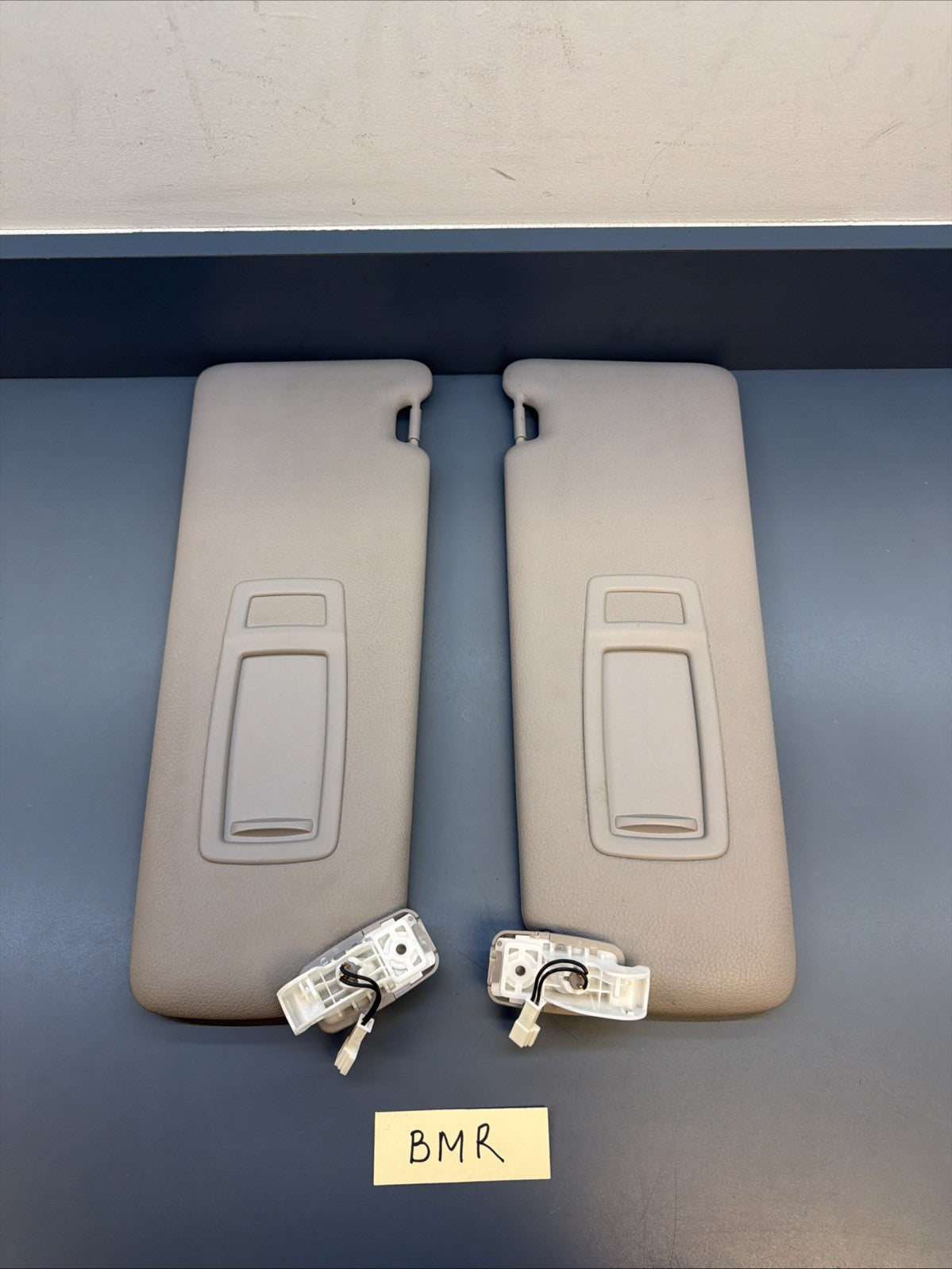 2012 - 2018 BMW 3-Series 4-Series F30 F32 Front GRAY Sun Visor OEM