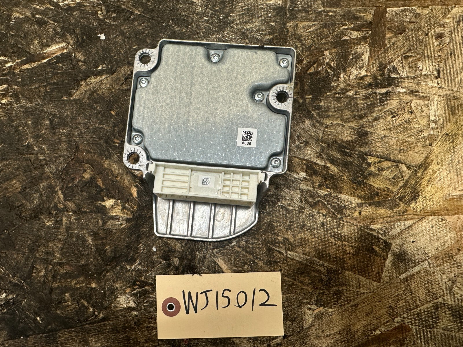 BMW 2003-2010 E83 X3 CENTER CRASH SENSOR SRS MODULE OEM 3453791