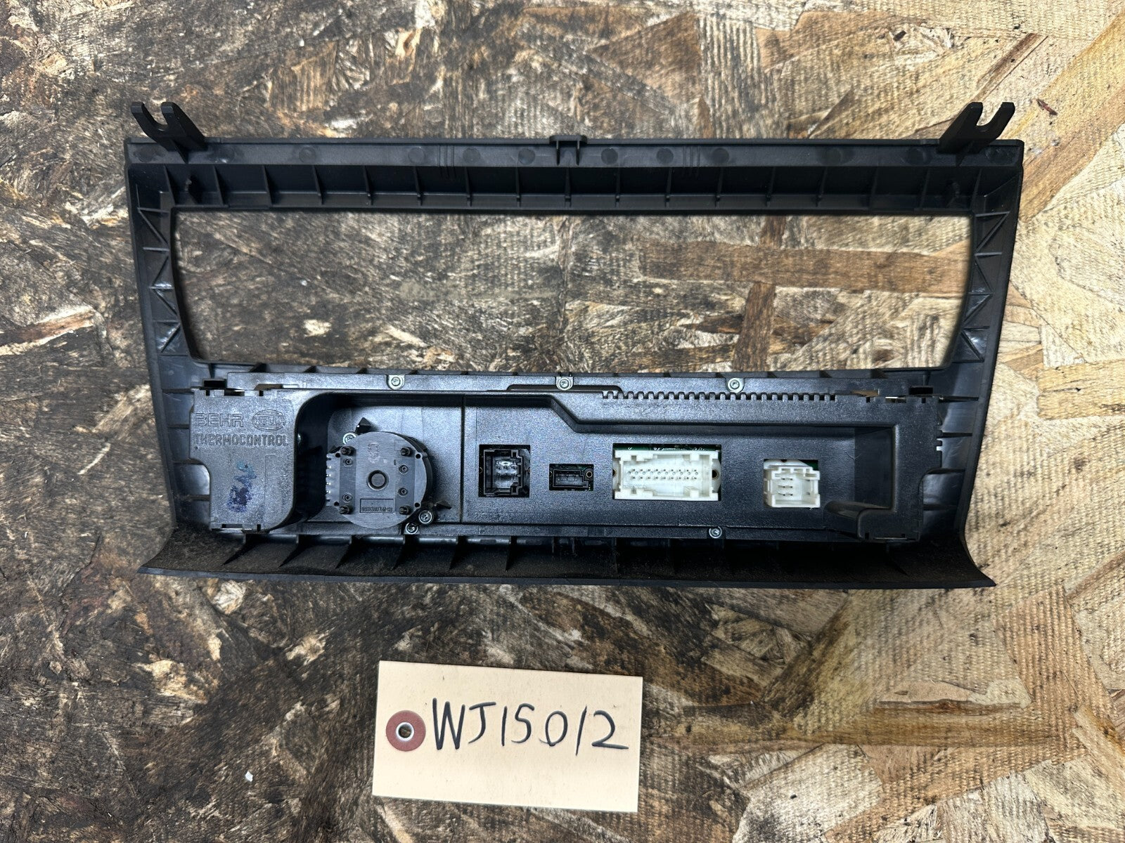 BMW 2003-2010 E83 X3 AC HEATER CLIMATE CONTROL PANEL TRIM BLACK OEM 3443981