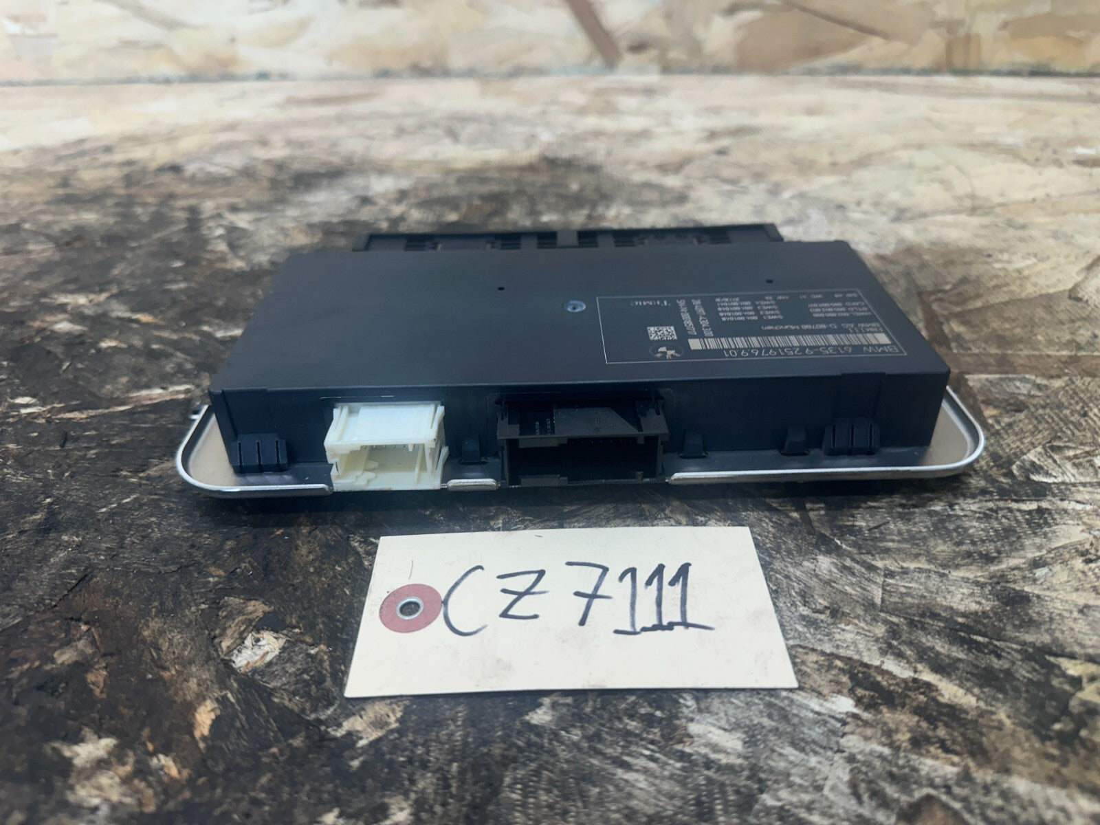 BMW 2010-2017 F10 5 SERIES FOTTWELL LIGHTING BODY CONTROL MODULE OEM 9251976