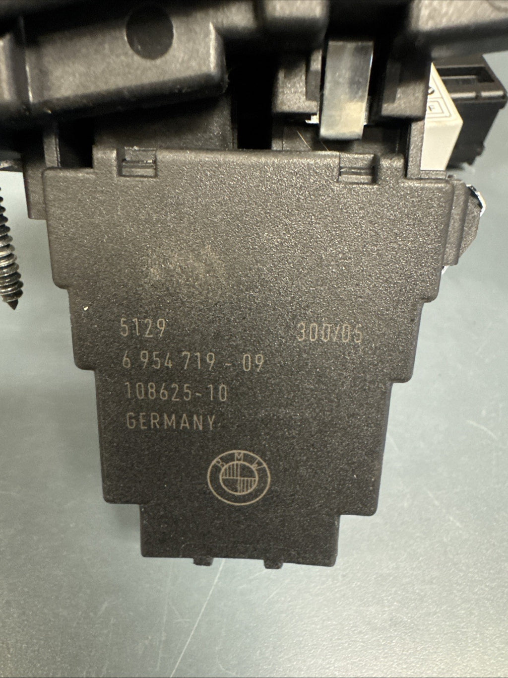 BMW E90 E91 E92 Engine Computer DME CAS KEY MsV70 N52 Auto OEM 06-08  7561817