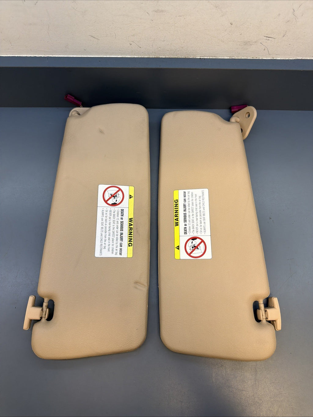 00–05 BMW E46 325i Right & Left Light Sun Visor Mirror Leather Set BEIGE 6905983