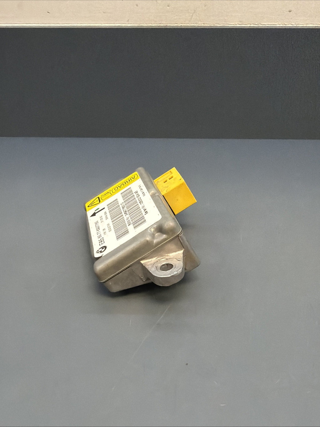 OEM 2003-2006 BMW Z4 E85 Convertible Front Right Passenger Door Sensor 6927765