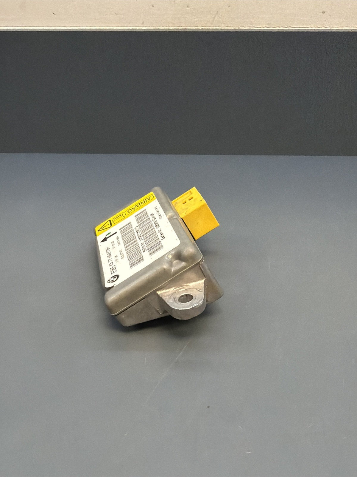 OEM 2003-2006 BMW Z4 E85 Convertible Front Right Passenger Door Sensor 6927765