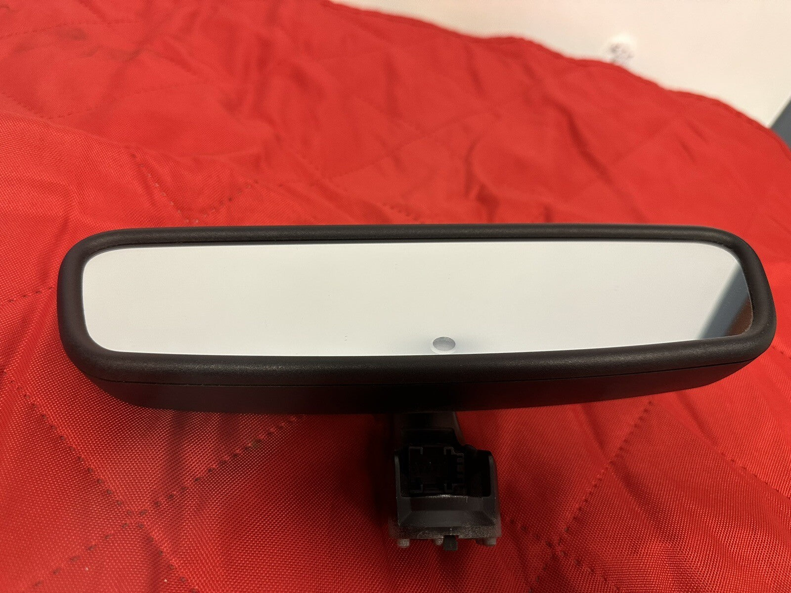 06-11 BMW E90 3 SERIES 325 328 335 REAR VIEW DISPLAY MIRROR OEM 9051676