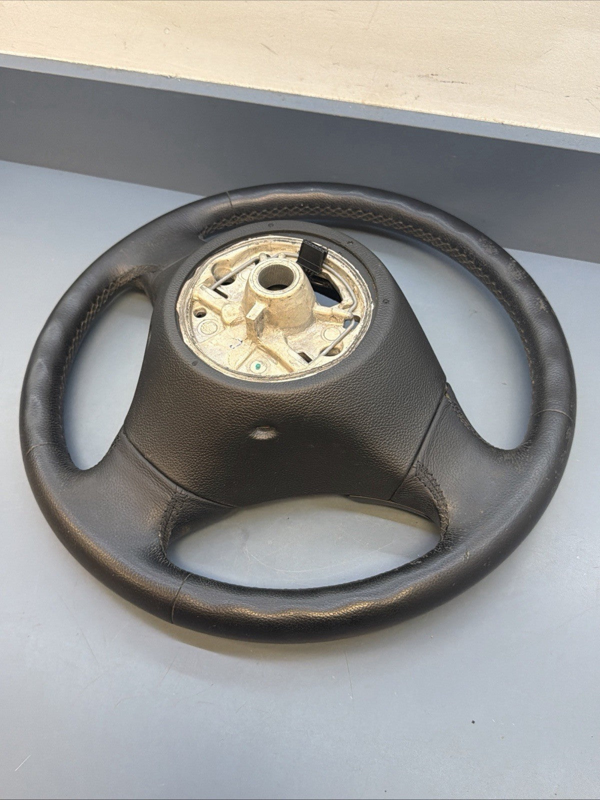 BMW 2006-2012 E90 E9X 3 SERIES BLACK LEATHER STEERING WHEEL OEM 3375E901