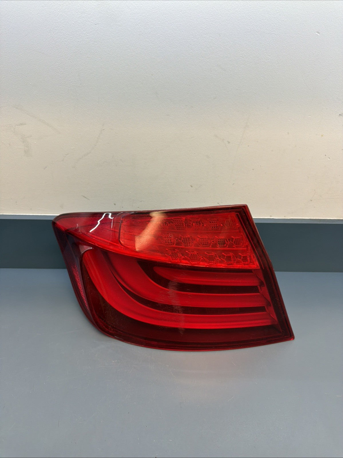 2011-2013 BMW F10 528i 535i 550i M5 TAIL LIGHT BRAKE DRIVER LEFT OEM 173462-01