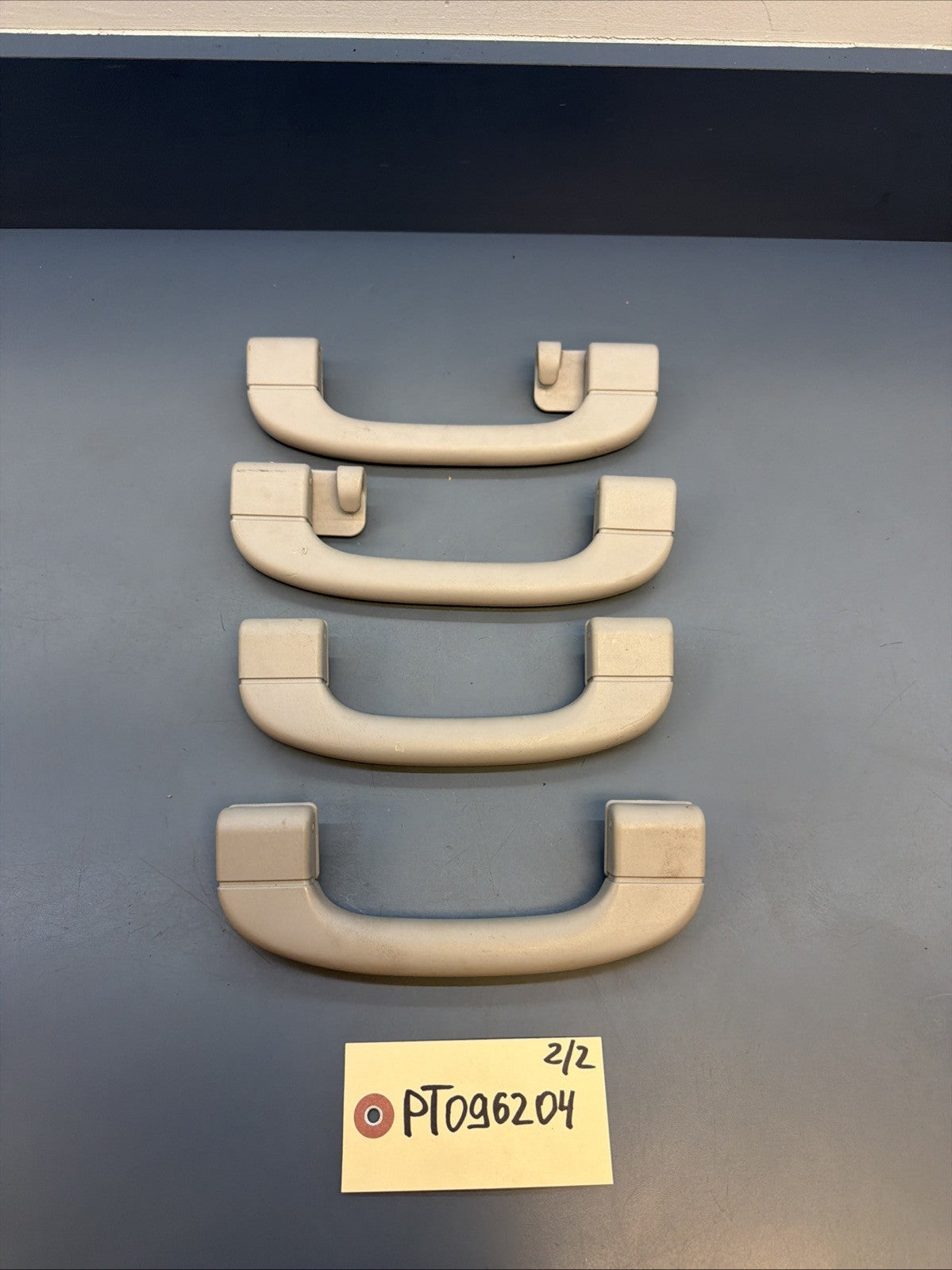 06-11 BMW E90 328I 335I INTERIOR ROOF GRAB HANDLE 7033659 OEM SET OF 4 GRAY