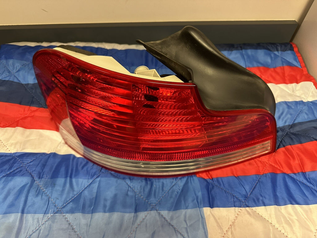 08-11 OEM BMW E82 E88 128 135 Rear Left Driver Side Outer Tail Light Stop Light