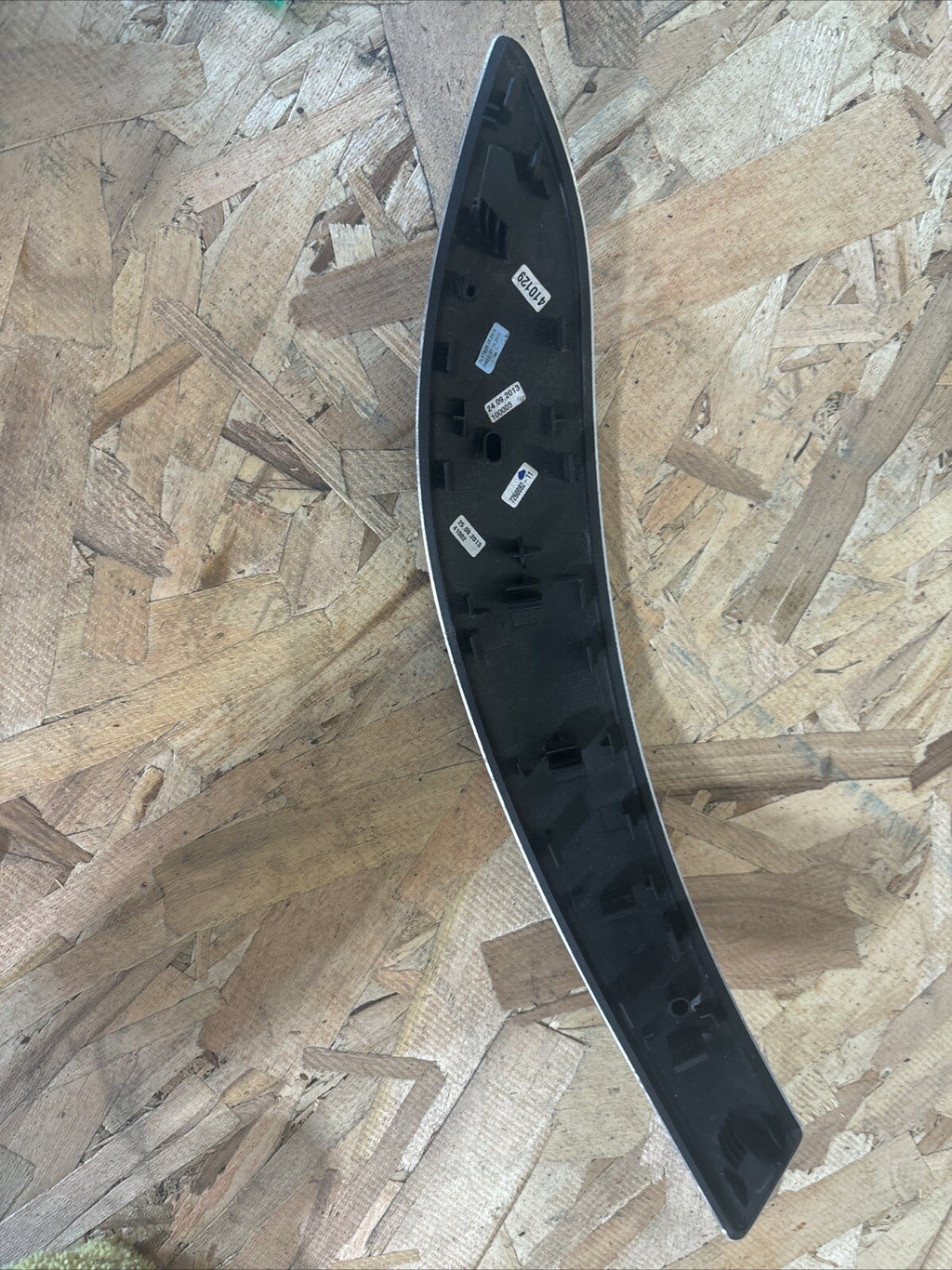 Original BMW F30 F31 F34 F35 F32 F33 trim pull handle aluminum right 7260082