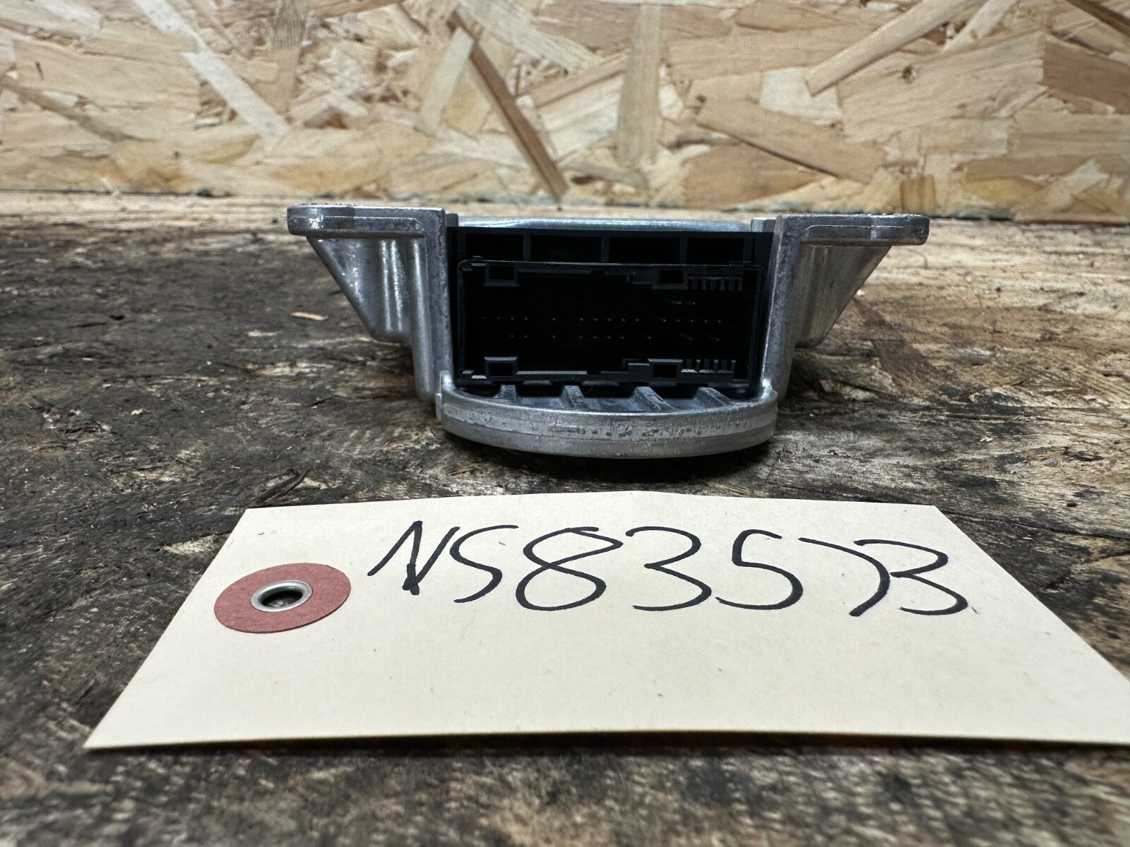 BMW F30 F31 F32 SRS CONTROL MODULE OEM 6863390