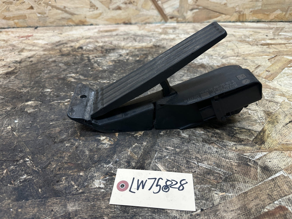 BMW 2012-2019 F30 F32 3 SERIES ACCELERATOR THROTTLE GAS PEDAL OEM 6786588