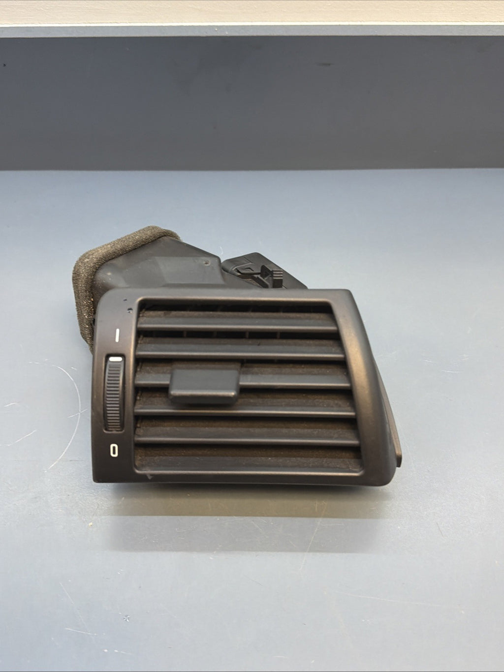 01-06 BMW E46 325 328 330 M3 RIGHT PASSENGER DASH AC AIR VENT GRILL OEM 8361898