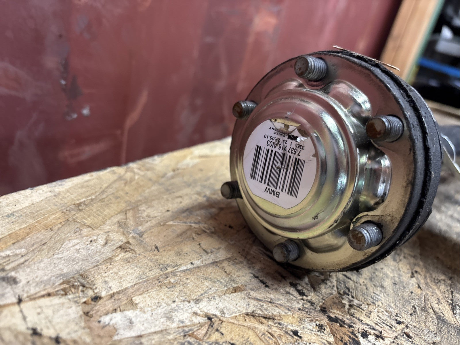BMW OEM CV AXLE REAR RIGHT  1 SERIES E88 USED N52 ENGINE 2010 3321 7537716