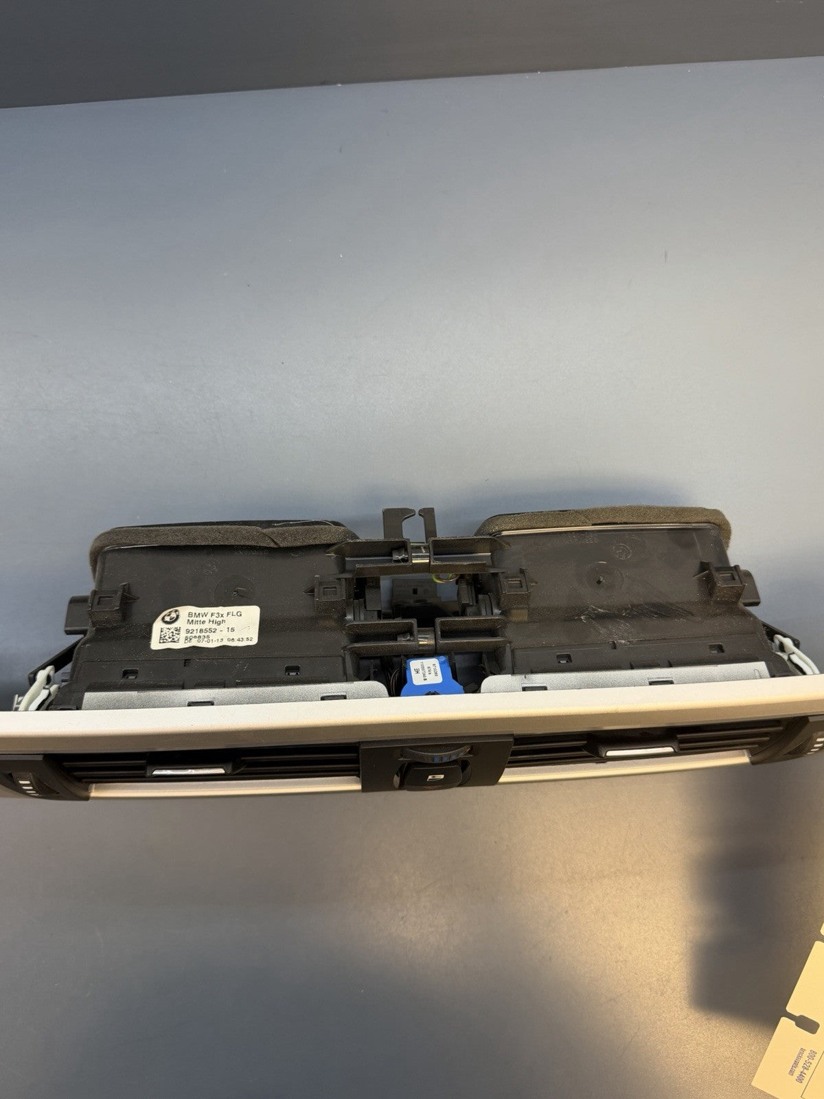 BMW F30 F31 F32 F33 F36 Center Dash Trim w/ Dual Air Vent OEM 9218552 9231206