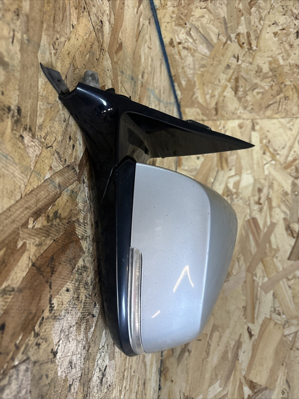 2012-2013 BMW 3 Series 328i Right Passenger Side Rear View Mirror OEM 021185