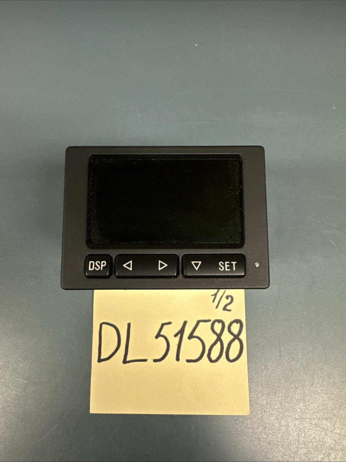BMW 1995-2001 E38 7 SERIES CENTER DASH INFORMATION DISPLAY OEM 8375692