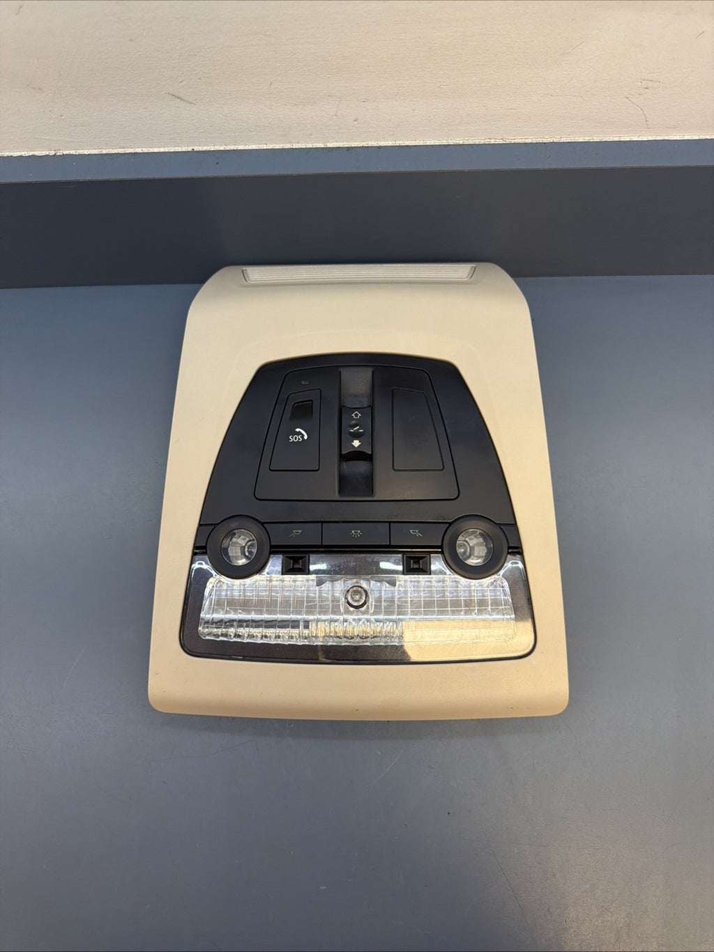11-16 BMW 535I XDRIVE F10 FRONT UPPER OVERHEAD DOME READING LIGHT 9276232 BEIGE