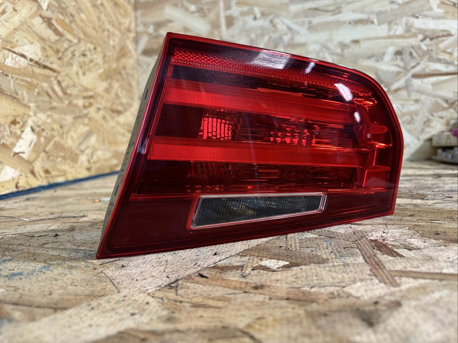 BMW 3 SERIES F30 F31 F80 PRE LCI O/S DRIVER REAR LIGHT OEM 7259916