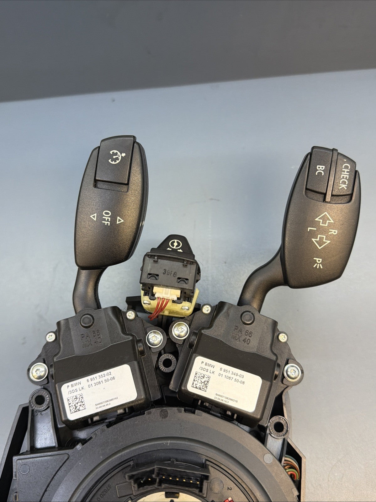 2008-2011 BMW E60 535xi 525i 528i Steering Column Combination Switch 9170225 OEM