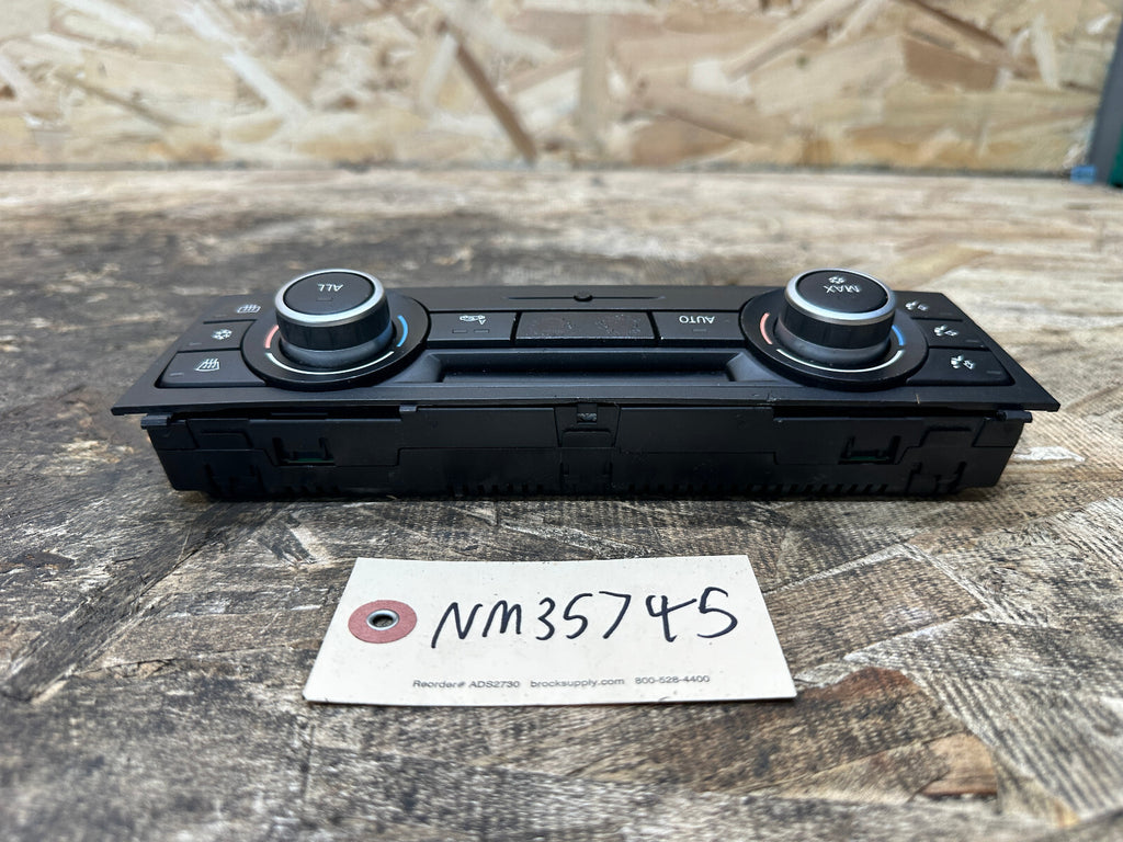 BMW 04-13 E81 E90 E84 1 3 SERIES X1 DIGITAL AC/HEATER CONTROL PANEL 9224545