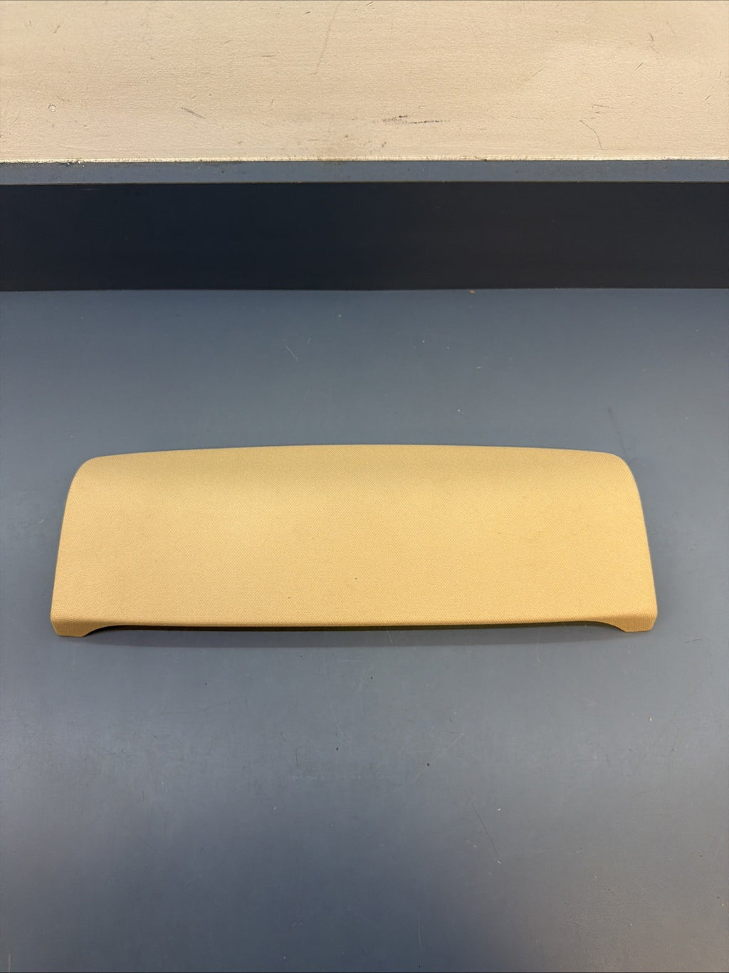 2004-2010 BMW E60 5 SERIES 528i 530i Third Brake Light Cover 52107010 BEIGE