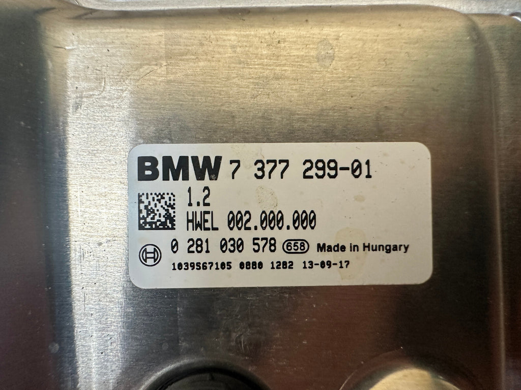 BMW 12-18 F10 F30 3 5 SERIES X5 DEF DIESEL EMISSION PUMP CONTROL UNIT 7377299