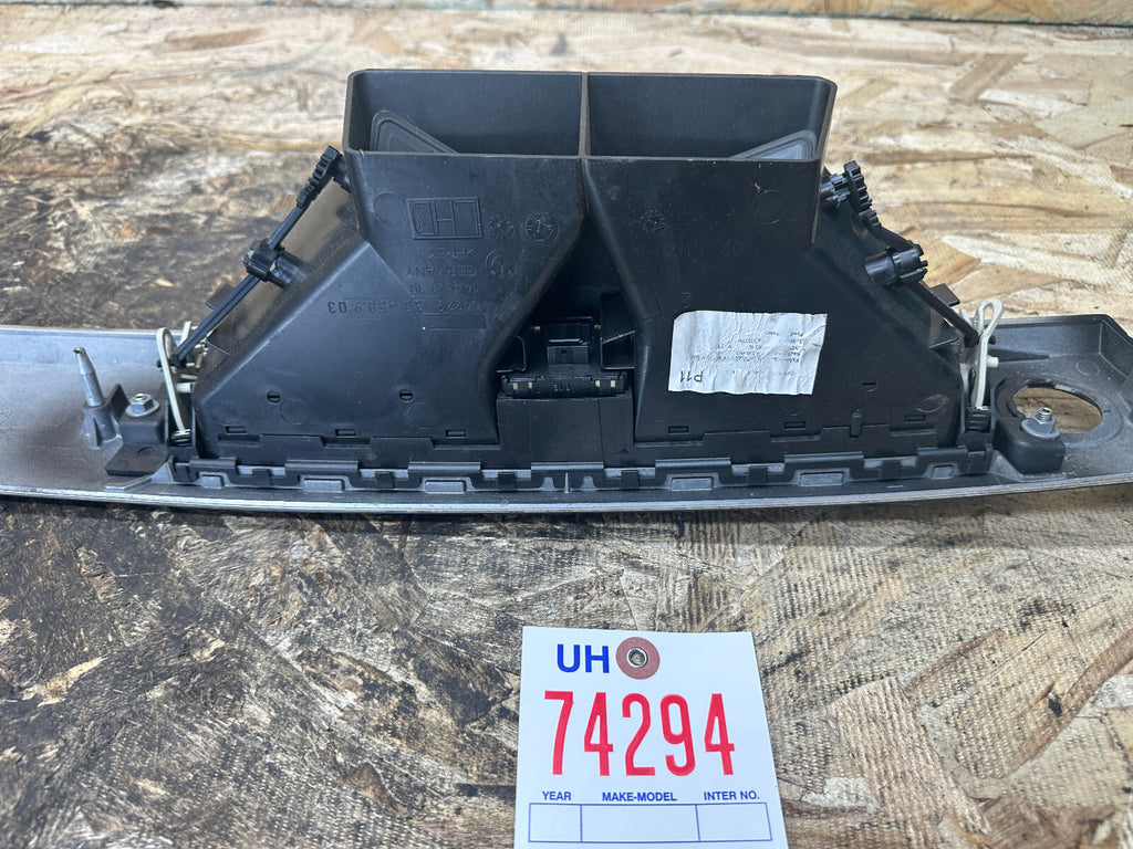 BMW 2004-2008 E90 3 SERIES RIGHT DASH VENT TRIM NUTWOOD OEM 7132851