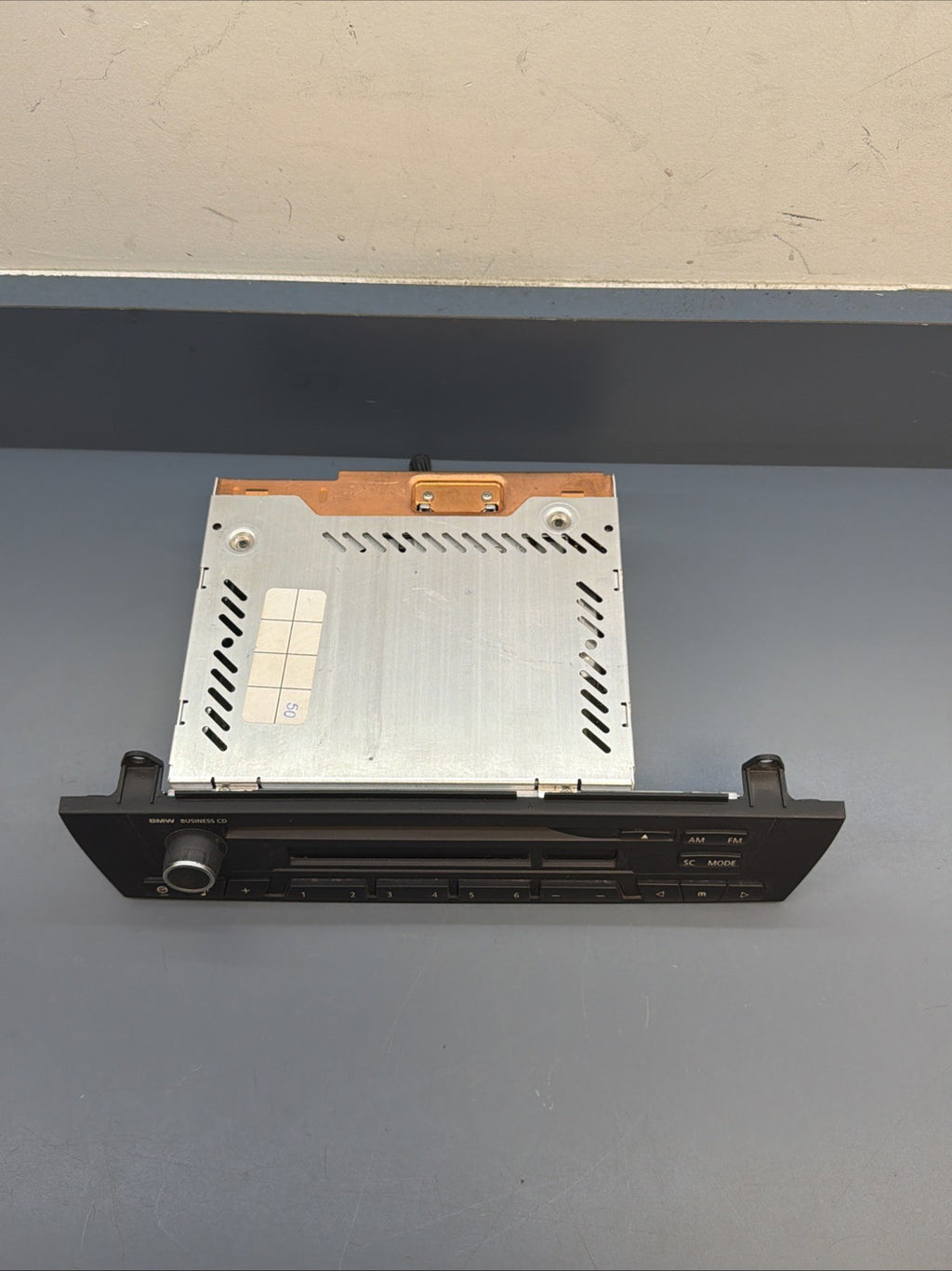 BMW 03-10 E83 X3 BUSINESS AM FM RADIO CD PLAYER OEM 9205280