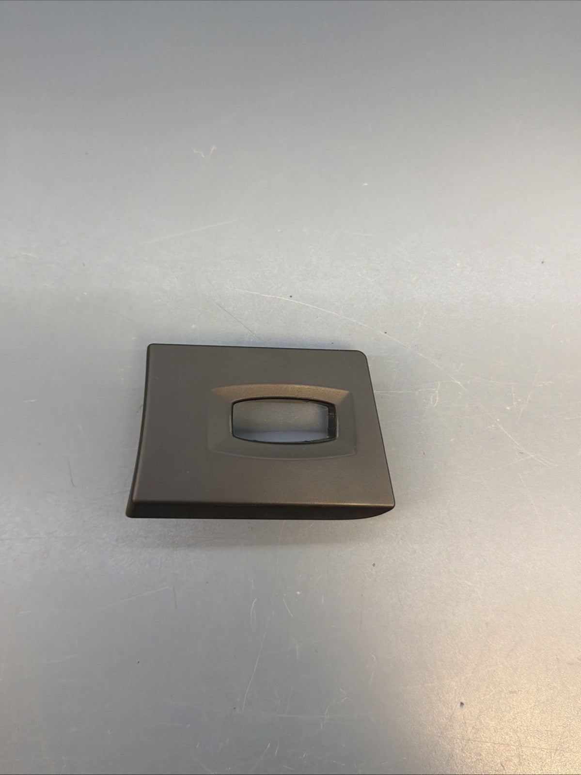 07-13 OEM BMW E90 E92 E93 335 M3 Ignition Lock Key Fob Slot Black 6937497