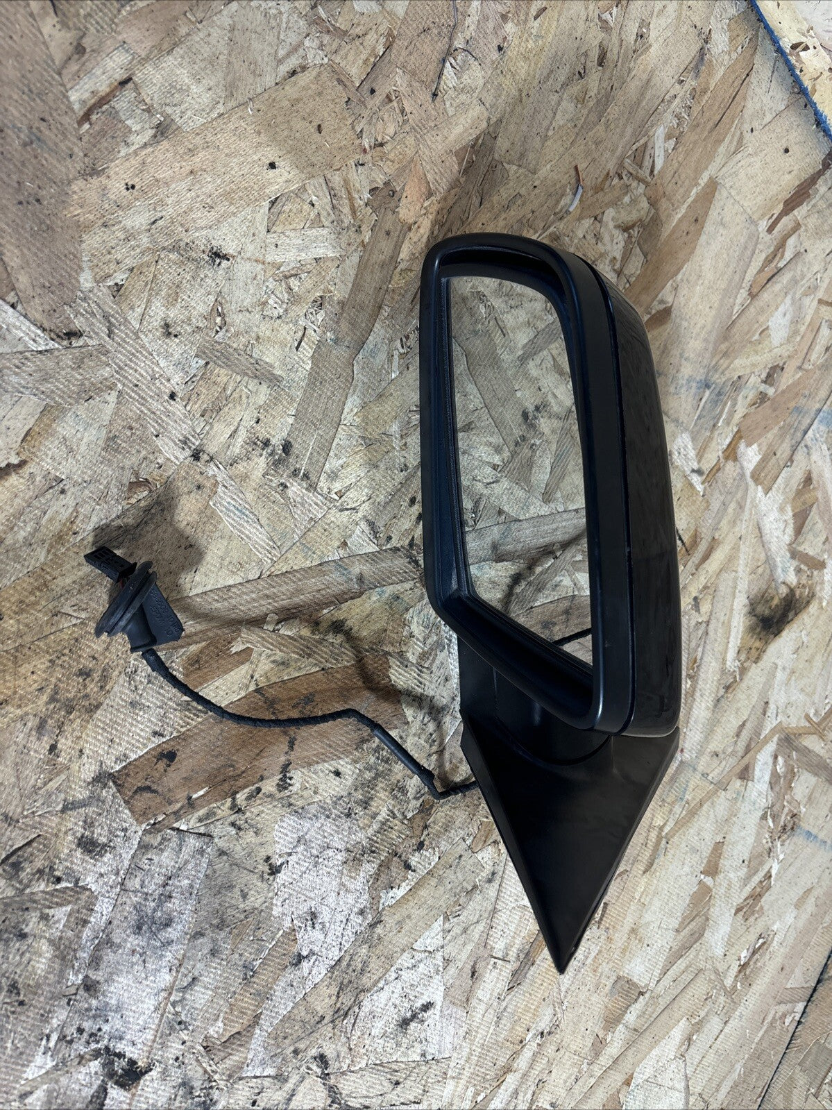 2006 BMW 530,530I,E60 Right Side View Mirror Gray OEM F0123116 / E1010748 TC0262